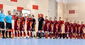 Telpu futbola izlase turnīru Čehijā pabeidz ar zaudējumu