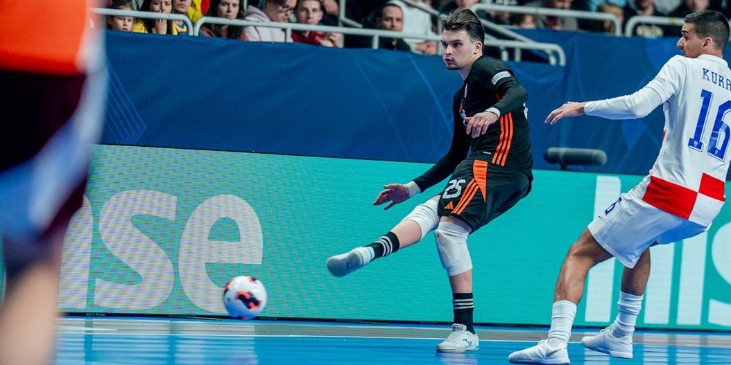 Latvijas izlase pabeidz debijas Eiropas čempionātu