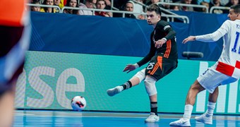 Latvijas izlase pabeidz debijas Eiropas čempionātu