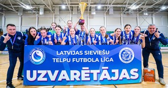 Sieviešu telpu futbola līgas titulu izcīna FK "Iecava"