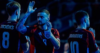 Ceļu Pasaules kausa atlasē telpu futbolisti sāk ar graujošu uzvaru