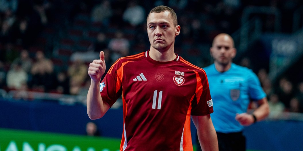 Telpu futbolisti uzstāda rekordu un nodrošina vietu nākamajā kārtā