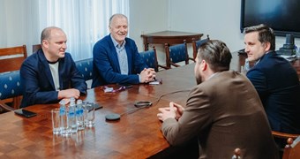 LFF un IZM vadības pārstāvji pārrunā aktualitātes