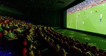 Pasaules kauss futbolā tiešraidēs uz kino ekrāniem