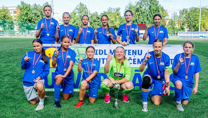 Rīgas Futbola skolas uzvaru sērija U-14 grupā turpinās