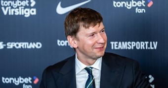 Sveicam dzimšanas dienā Maksimu Krivuņecu!