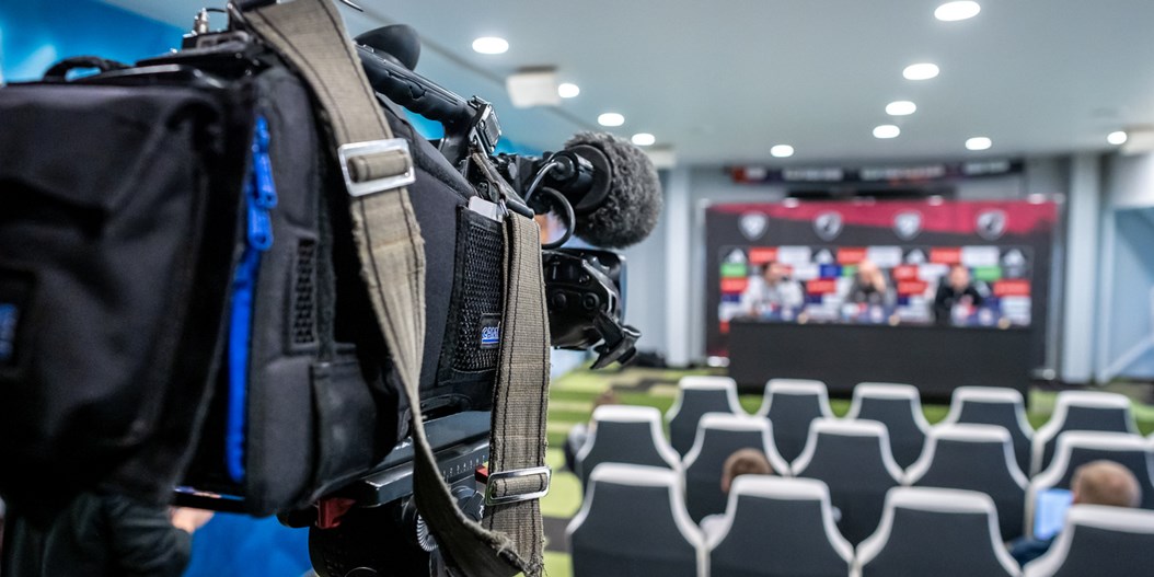 Aicinām mediju pārstāvjus akreditēties darbam izlašu spēlēs