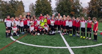 Balvos atjaunots mākslīgā seguma futbola laukums
