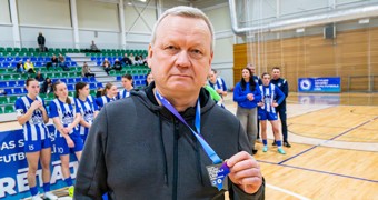 Sveicam Gunti Apīni apaļajā jubilejā!