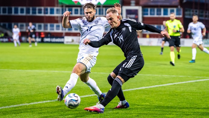 Saspringtā cīņā pirmais punkts UEFA Nāciju līgā