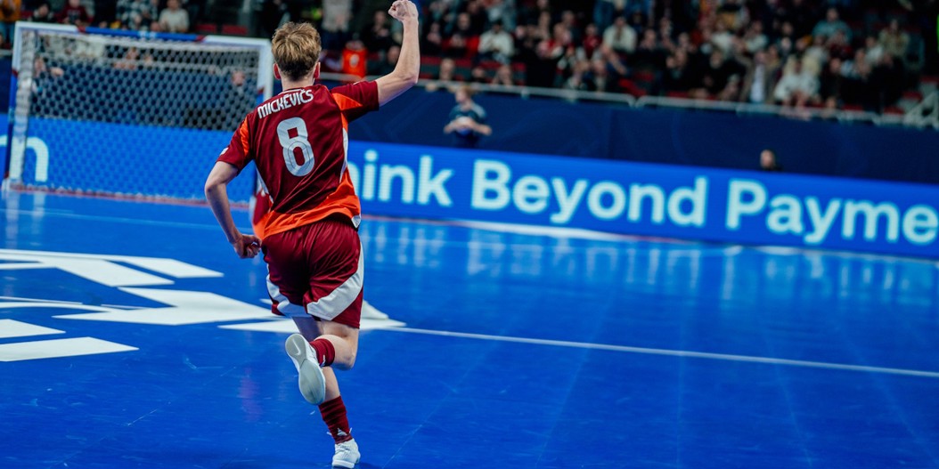 Telpu futbolisti uzņems Ukrainu un Čehijā sāks pamatkārtu